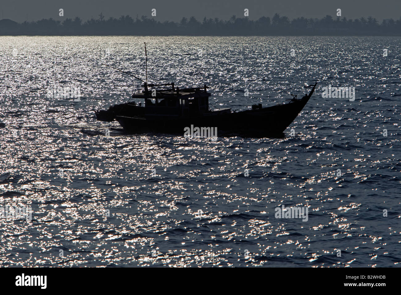 Il vietnamita barca da pesca off Hoi An Vietnam Foto Stock