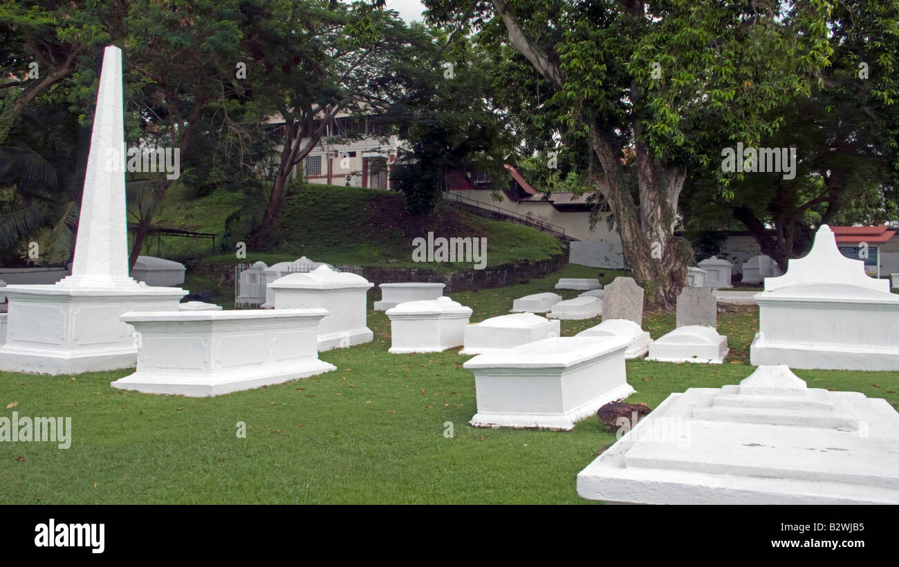 Cimitero olandese contenente inglesi e olandesi tombe Malesia Malacca Foto Stock