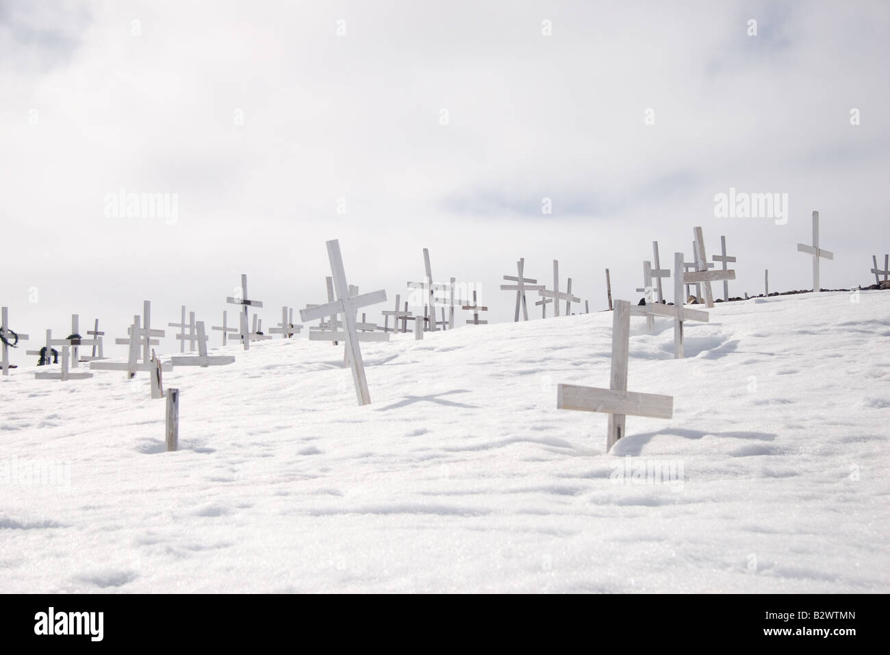 Cimitero di Ittoqqortoormiit, Scoresbysund, est della Groenlandia Foto Stock