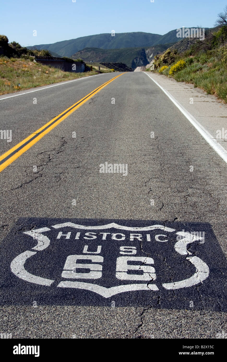 La storica Route 66 american road sign los angeles, CA, California, USA, cajon vertice, cleghorn rd, Highway 66 Foto Stock