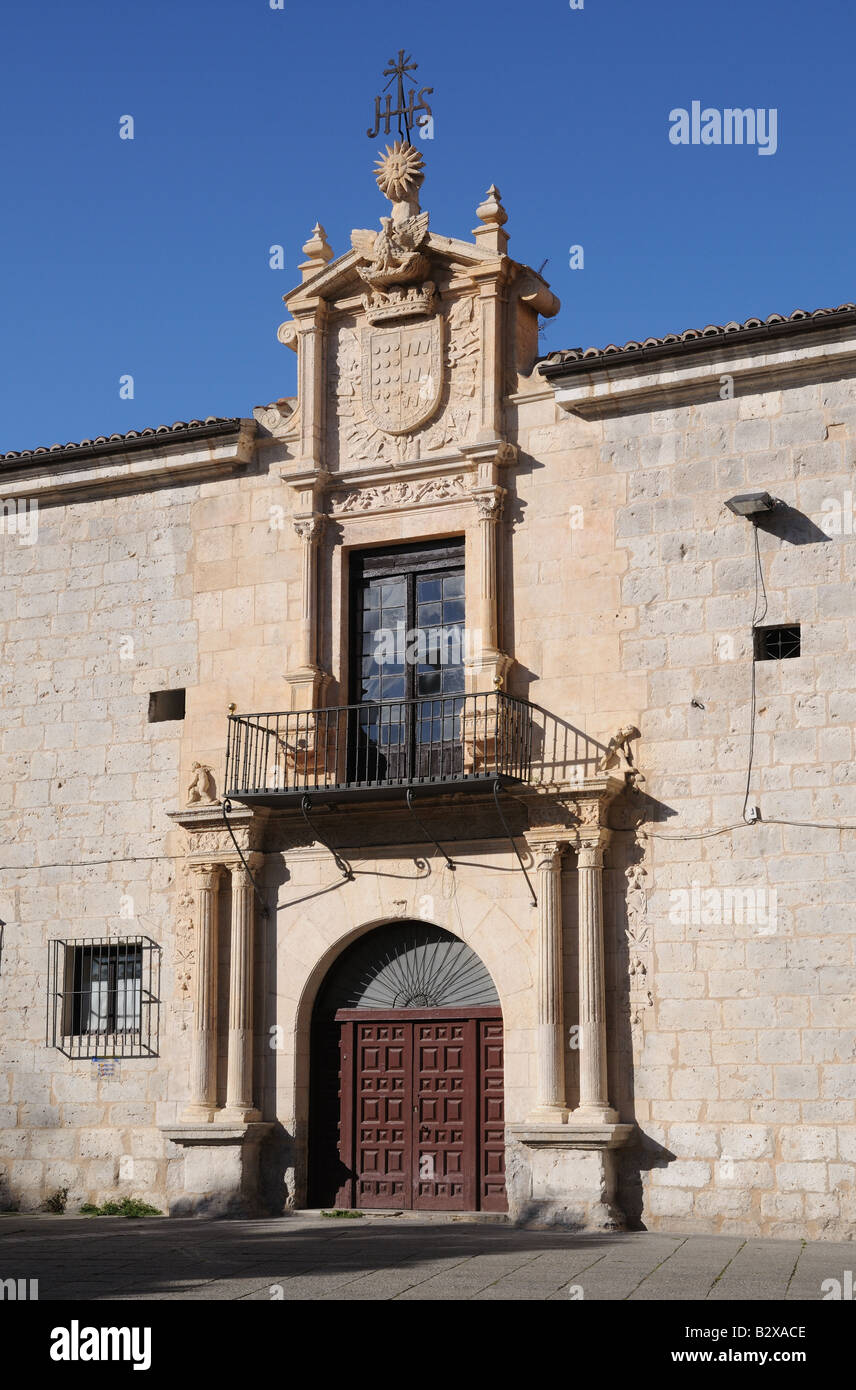 Porta di ingresso e archway Palacio del Conde de Gondomar o Casa del Sol Valladolid Spagna Foto Stock