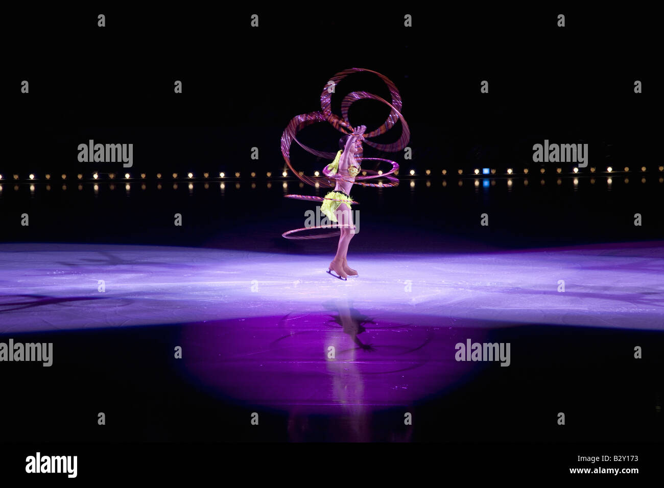 Professional Skater ghiaccio esecuzione da 'Champions on Ice", 27 maggio 2007 presso il centro di fiocco, Los Angeles, California Foto Stock