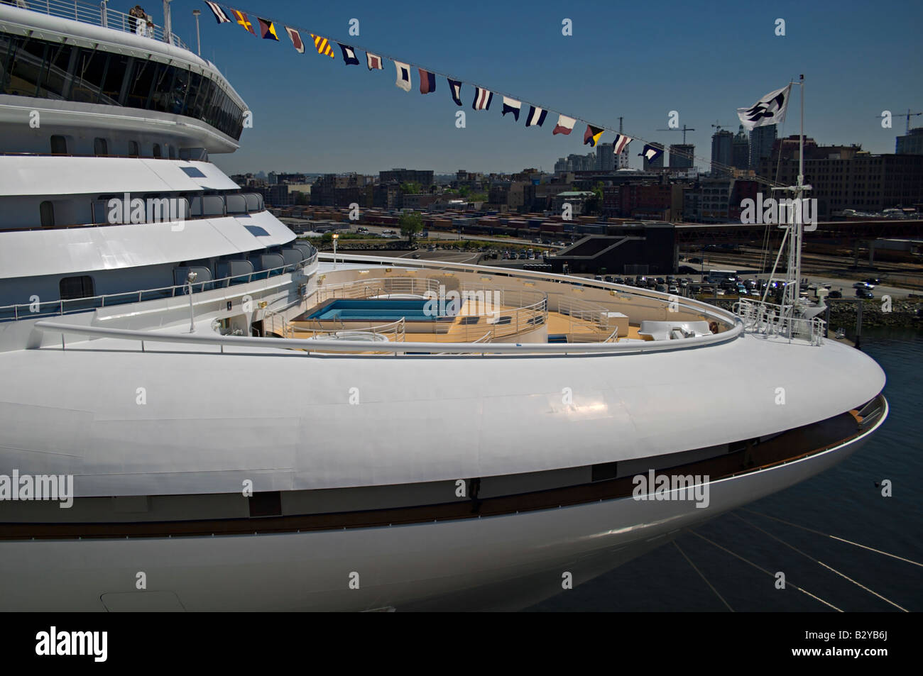 Diamond Princess piscina al Canada Place, Vancouver, British Columbia, Canada Foto Stock