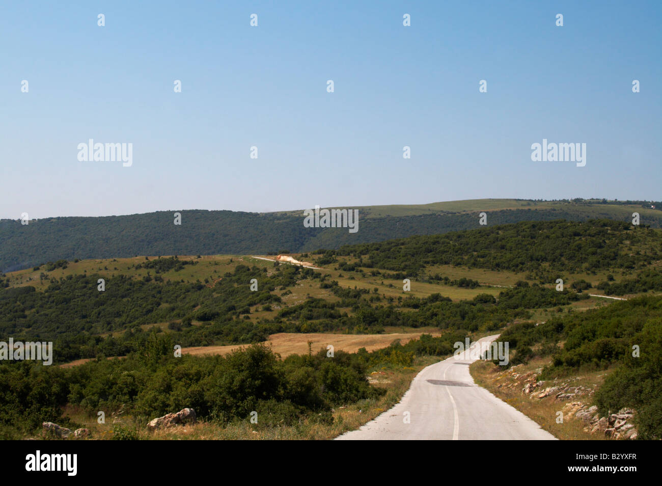 Strada di campagna. Dramma, Macedonia, Grecia Foto Stock