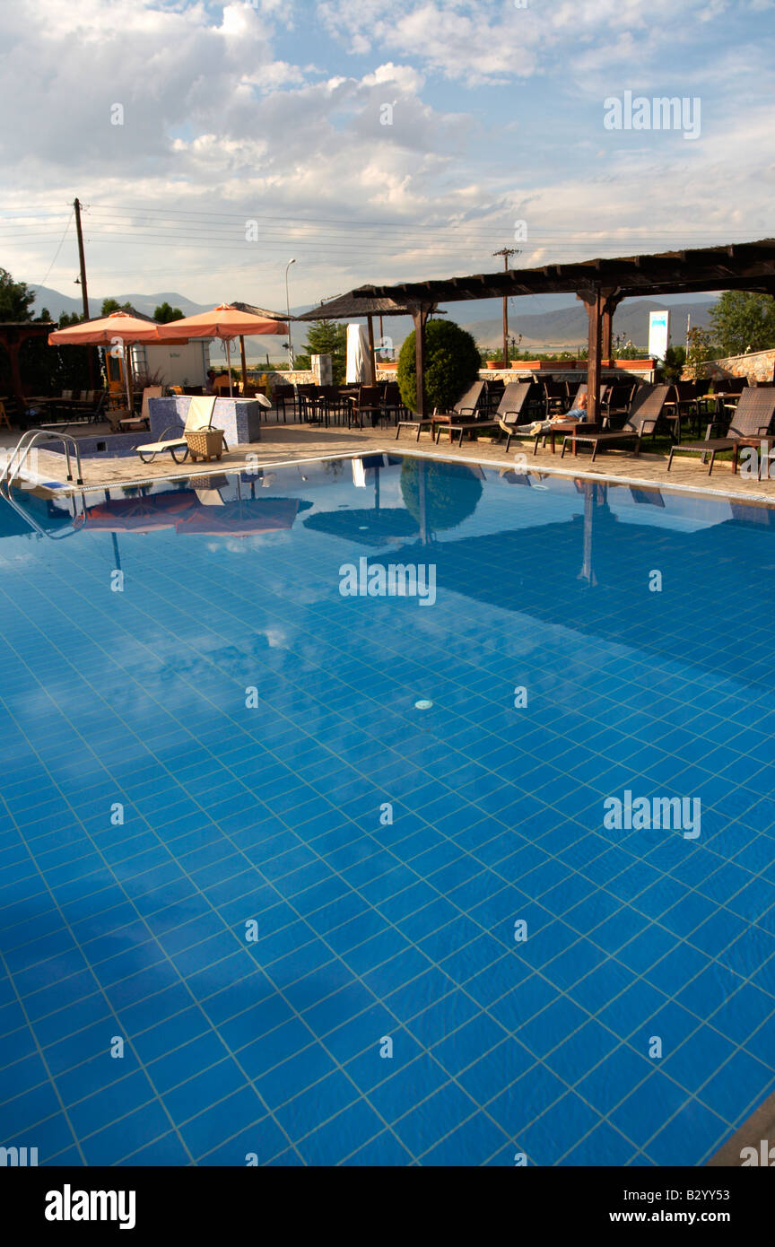 La piscina. Ateron Suites Hotel, Amindeo, Macedonia, Grecia , Amyndeon Foto Stock