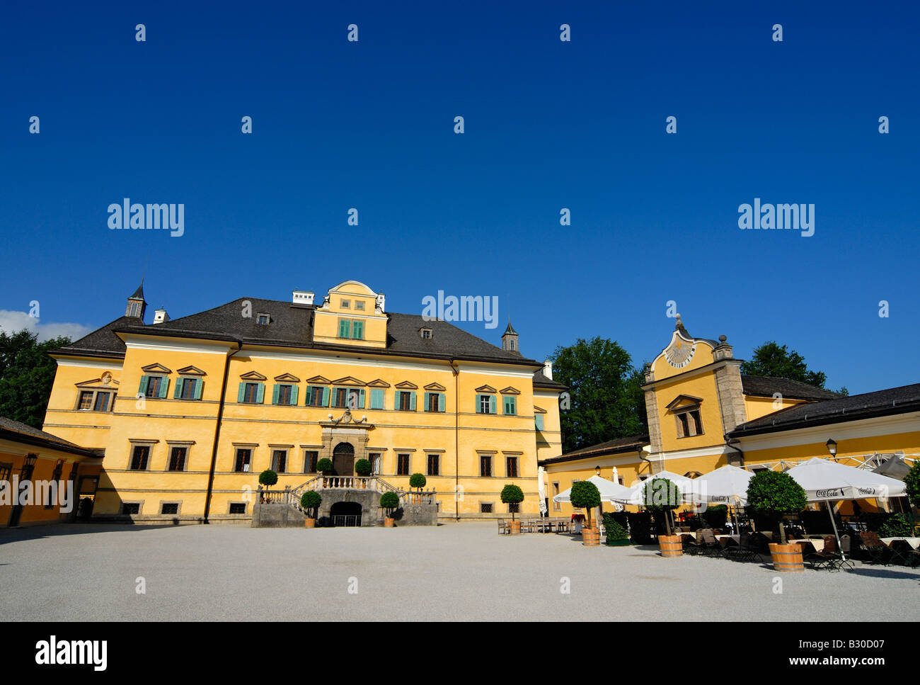 Edificio principale del castello di Hellbrunn a Salisburgo, Austria Foto Stock