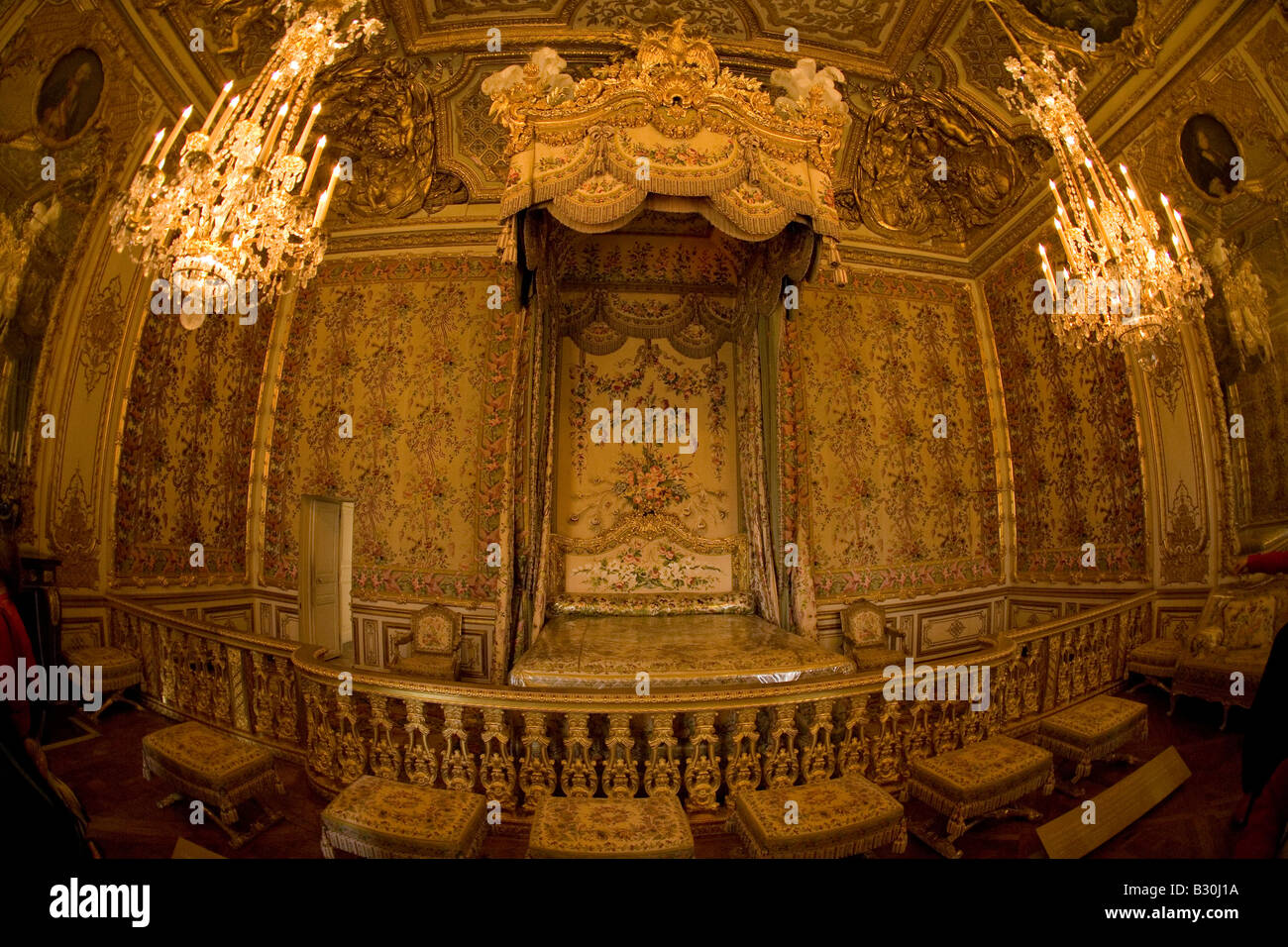 Queens Bedchamber interno di una suite Castello di Versailles vicino Parigi Francia Europa UE Foto Stock