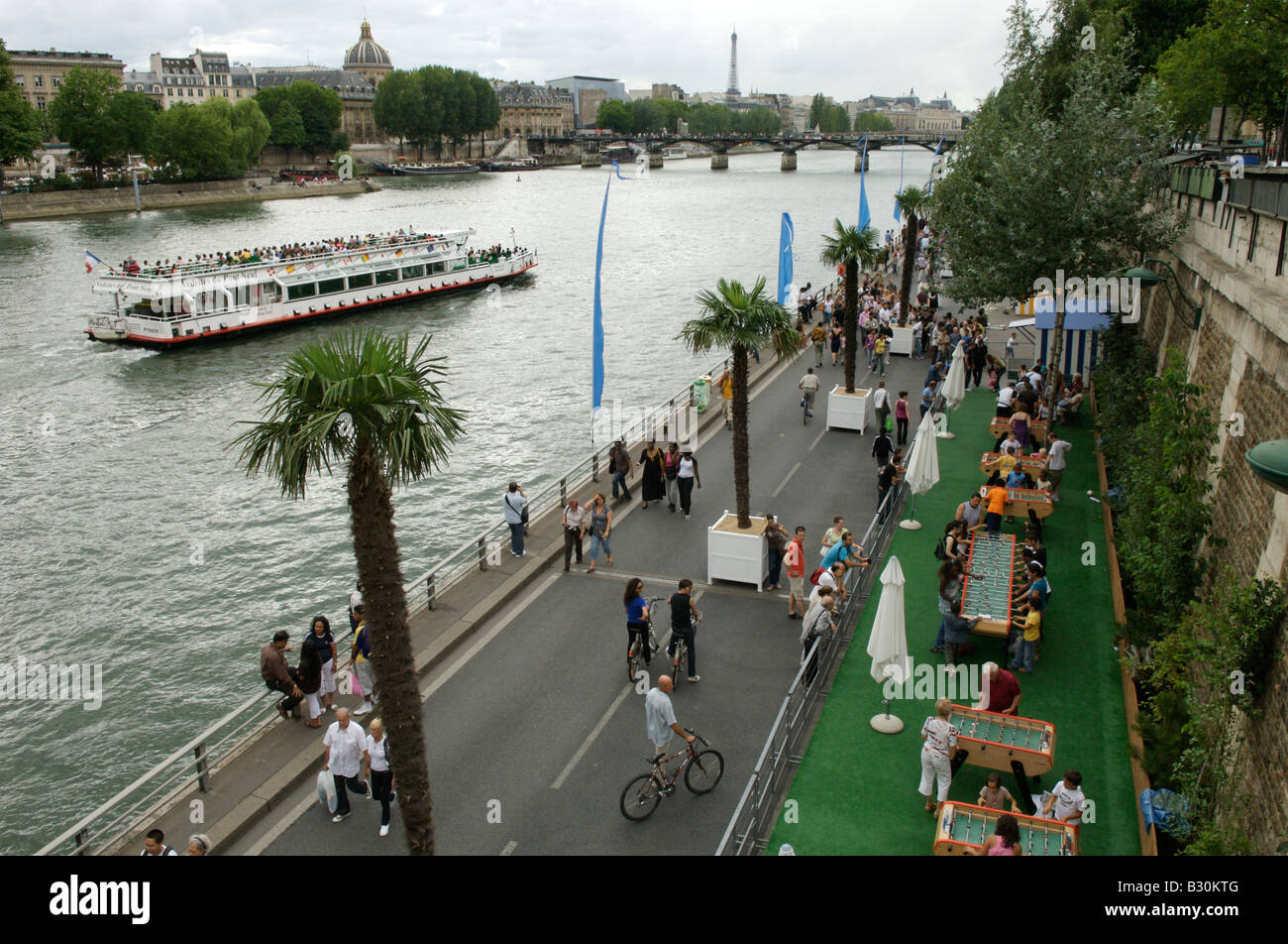 La spiaggia di Parigi a fianco del fiume Senna Foto Stock