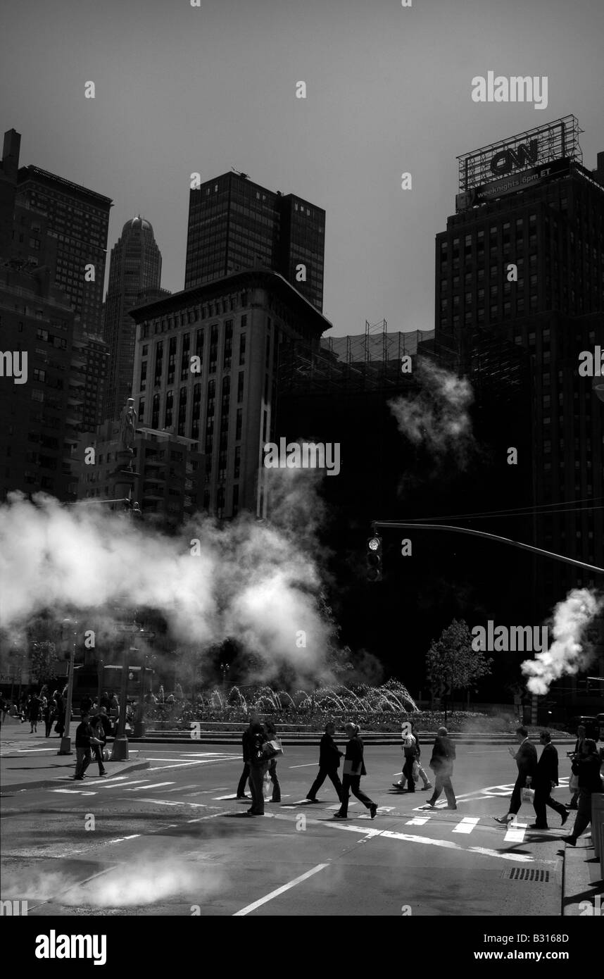 New York City incrocio con vapore dalla metropolitana Foto Stock