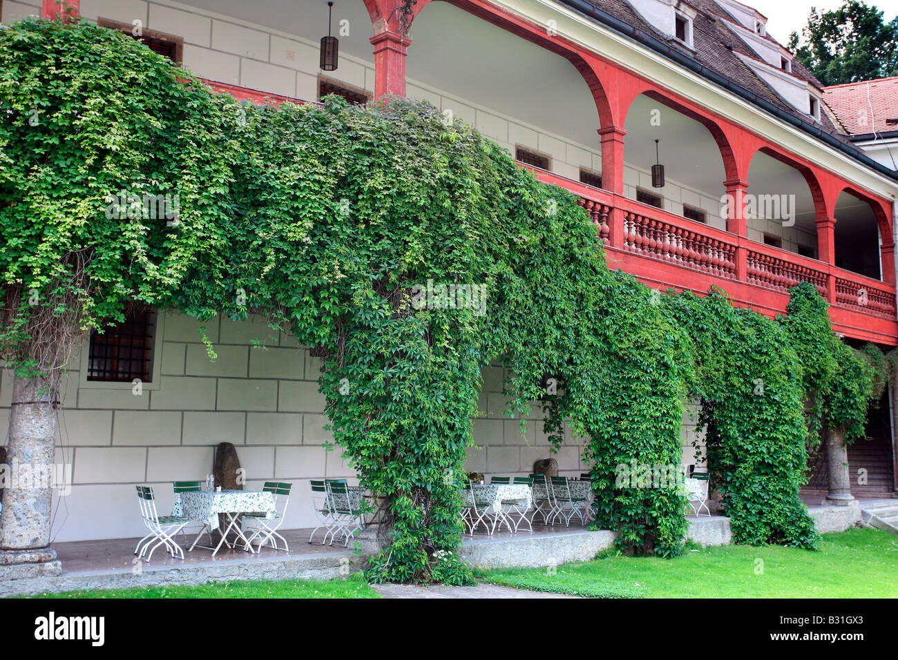 Innsbruck: Schloss Ambras: Giardini Foto Stock