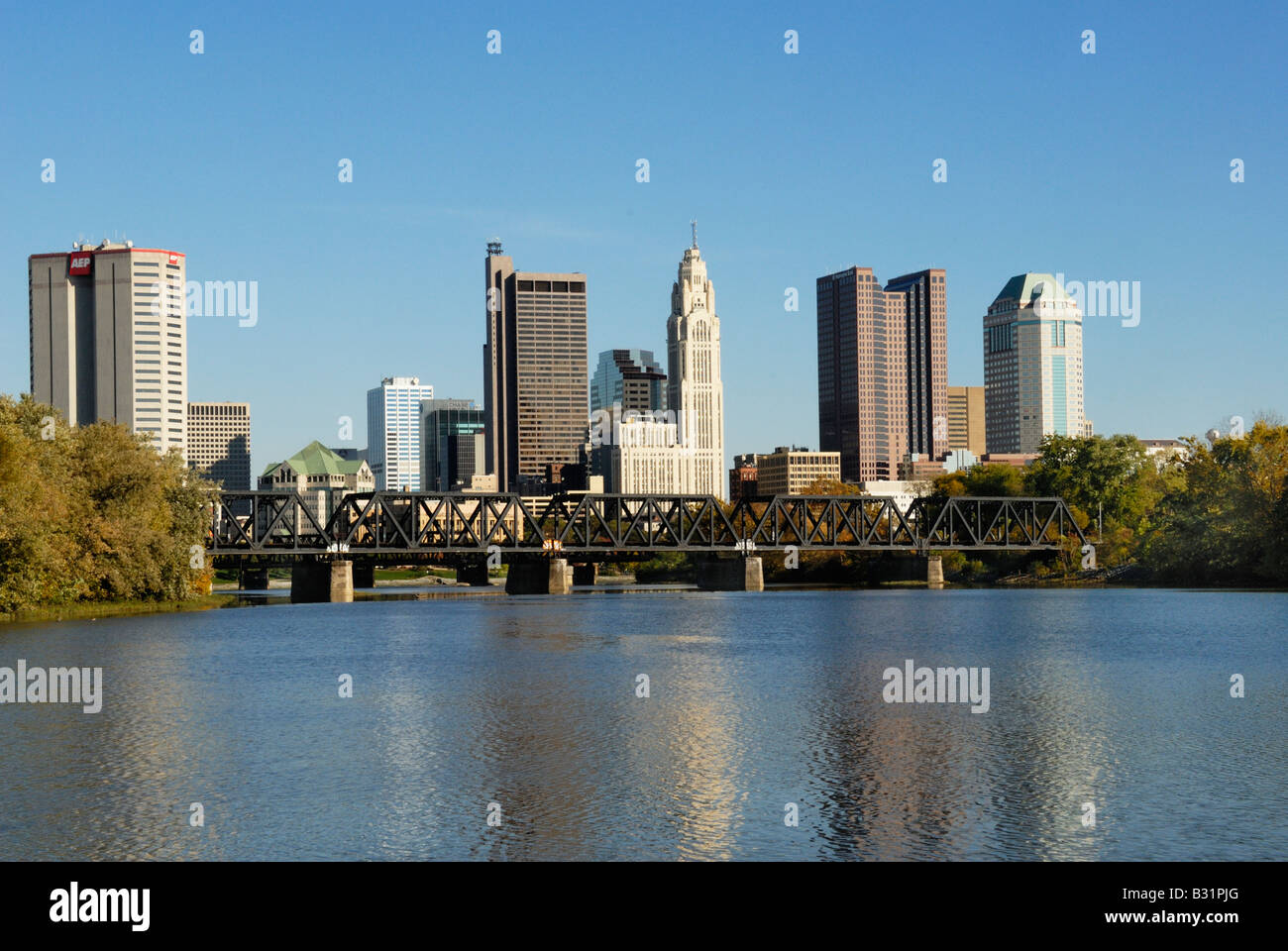 Il centro di Columbus Ohio dalla confluenza park Foto Stock