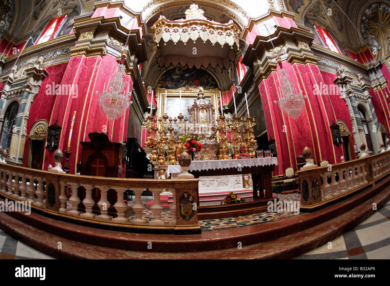 Altare Maggiore di San Paolo chiesa parrocchiale, Rabat, Malta Foto Stock
