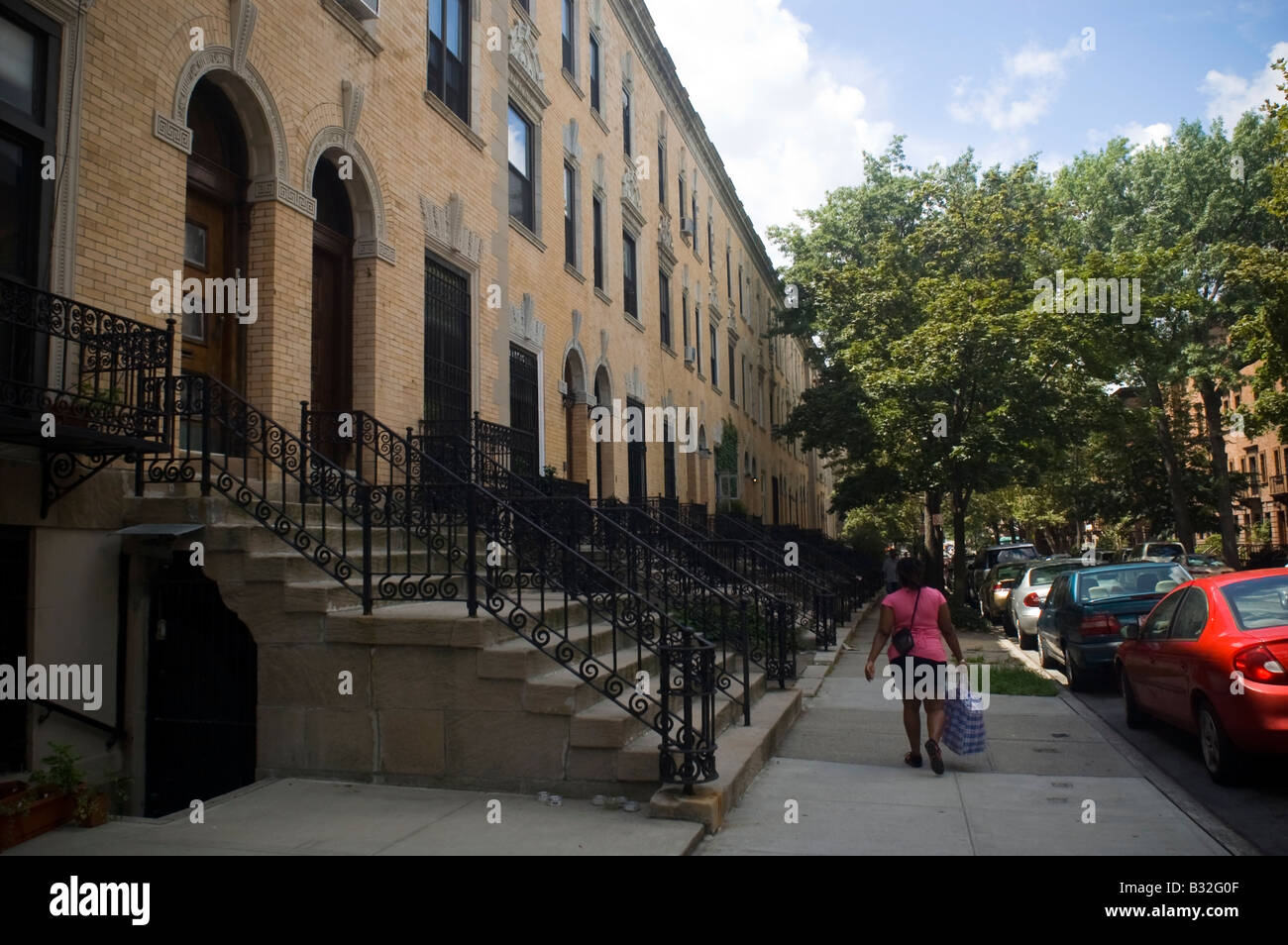 Strivers Row case a schiera in St Nicholas quartiere storico nel quartiere di Harlem di New York Foto Stock