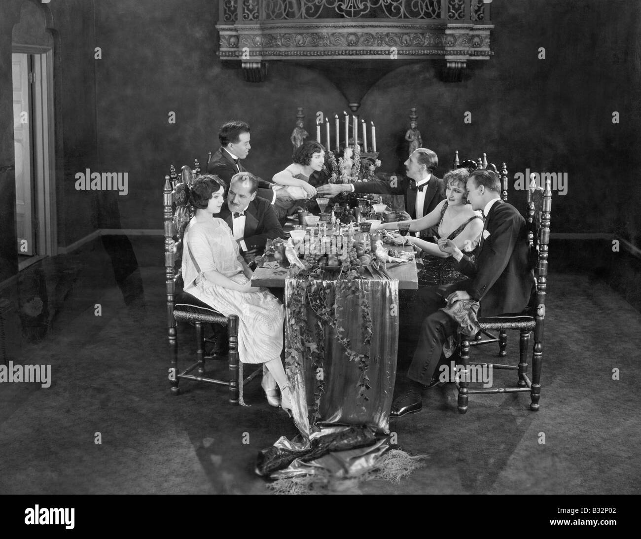 Gruppo di persone aventi dinner party Foto Stock