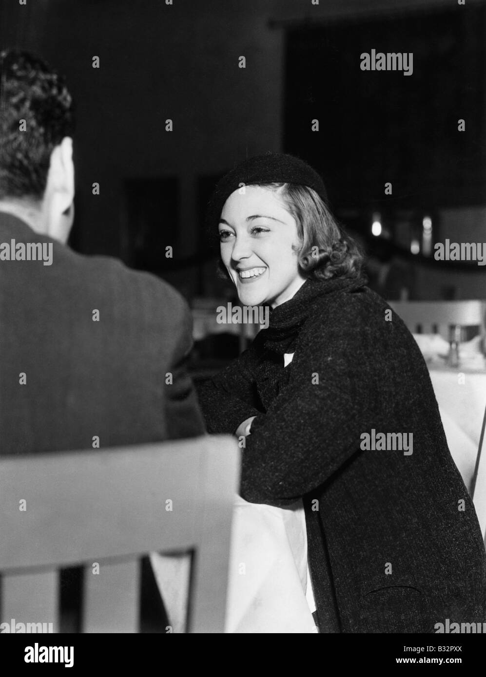 Ritratto di donna godendo mans company Foto Stock