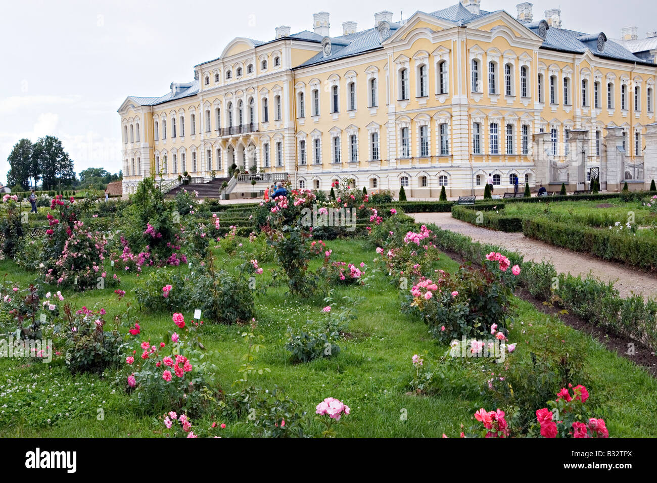 Rundale Palace garden in Lettonia Foto Stock