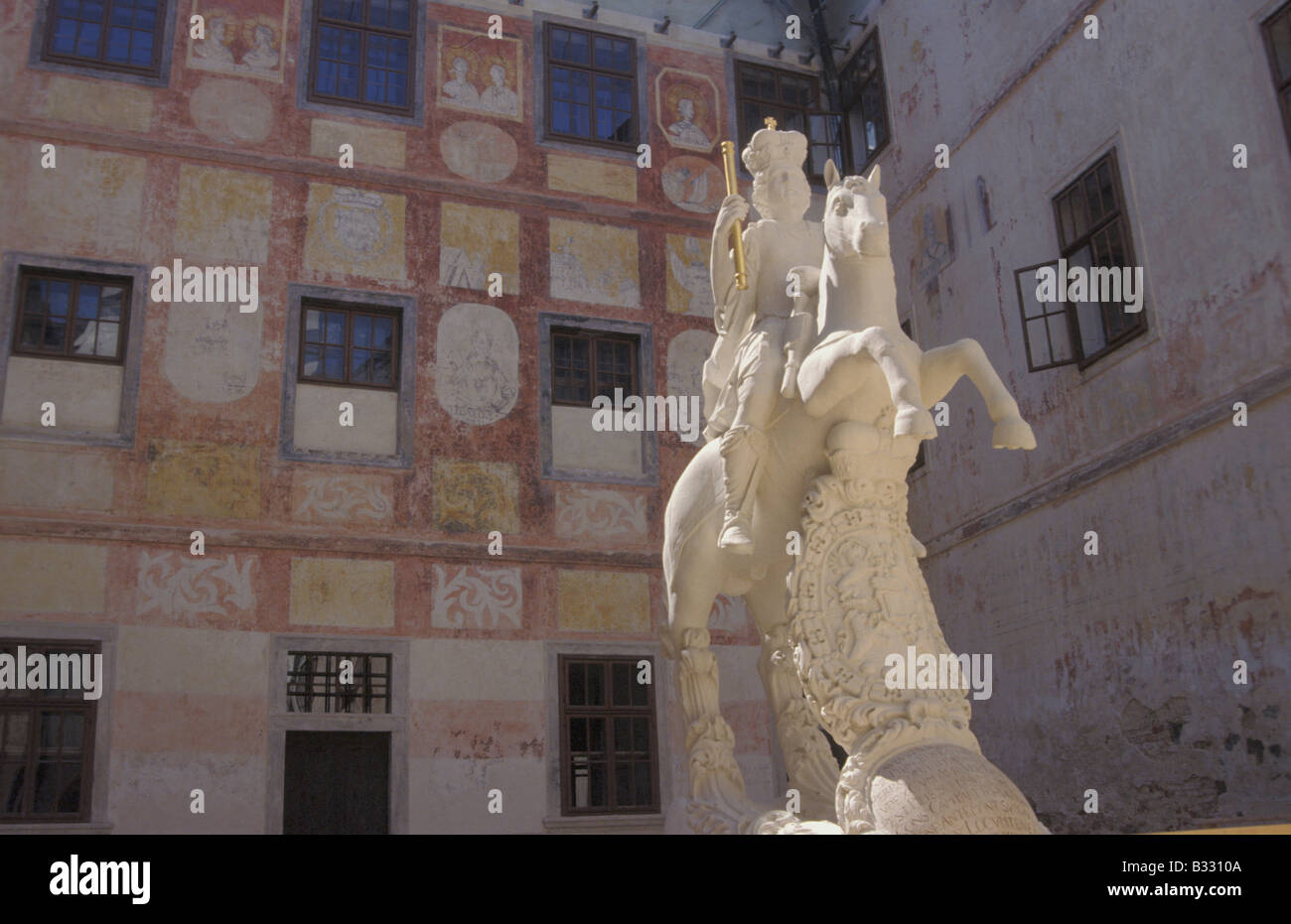 Castello Forchtenstein corte interna Foto Stock