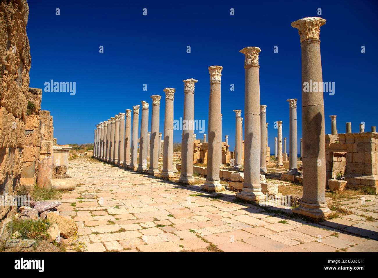 Colonne antiche, Leptis Magna Libia, Nord Africa Foto Stock