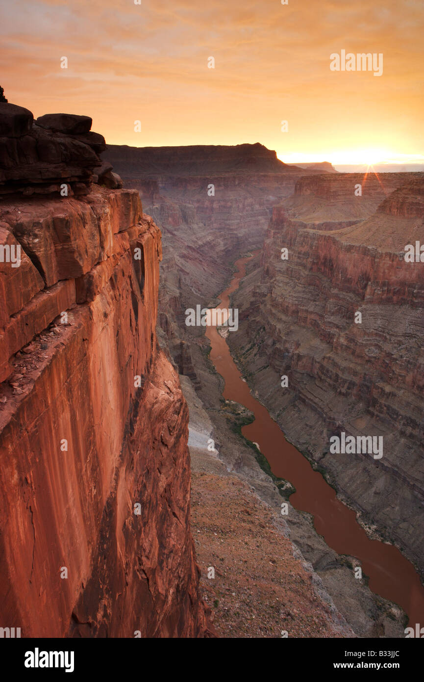 Sunrise a Toroweap si affacciano sul bordo nord del Grand Canyon Parco Nazionale del Grand Canyon Arizona Foto Stock