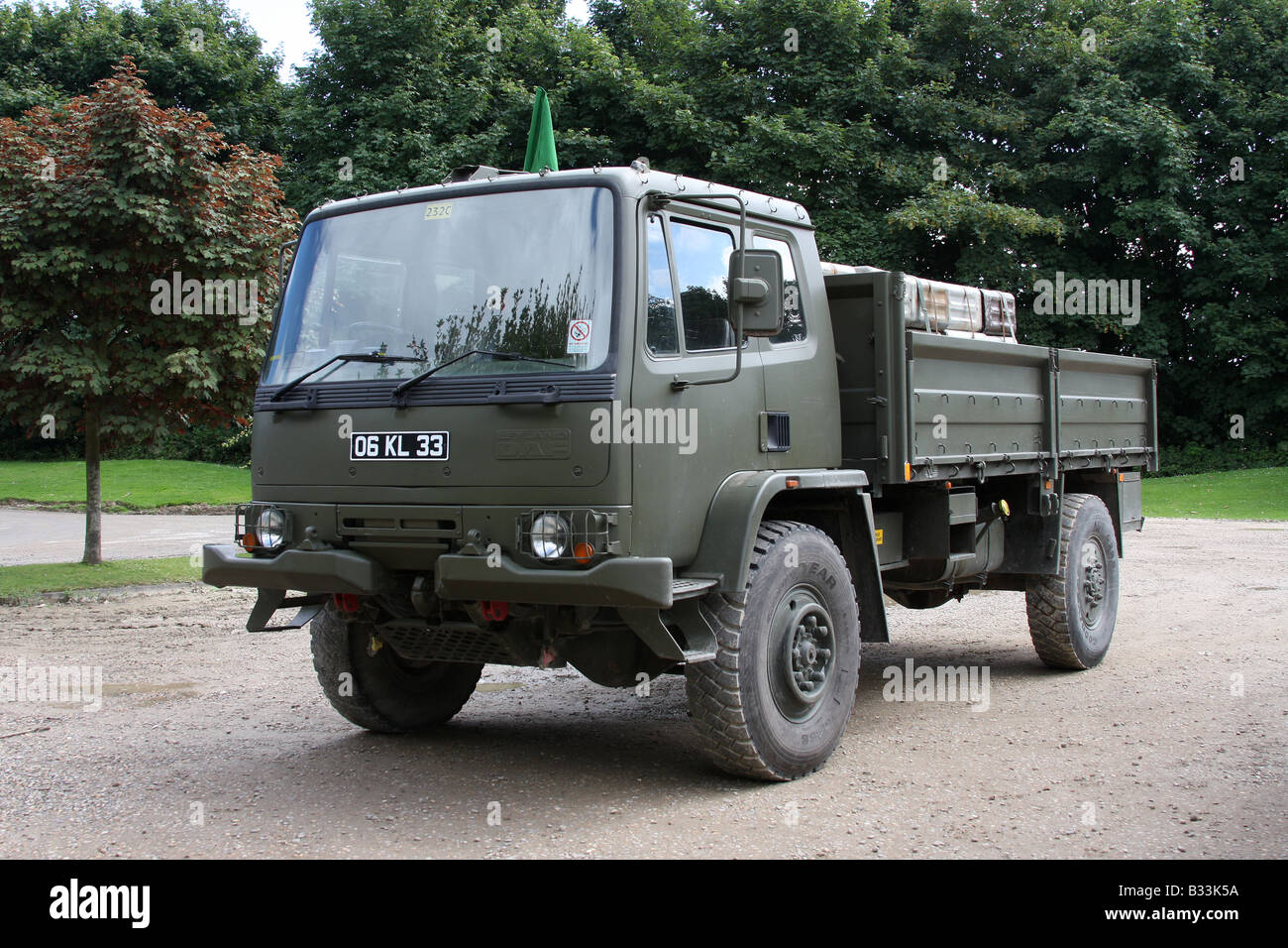Military truck vehicle immagini e fotografie stock ad alta risoluzione -  Alamy