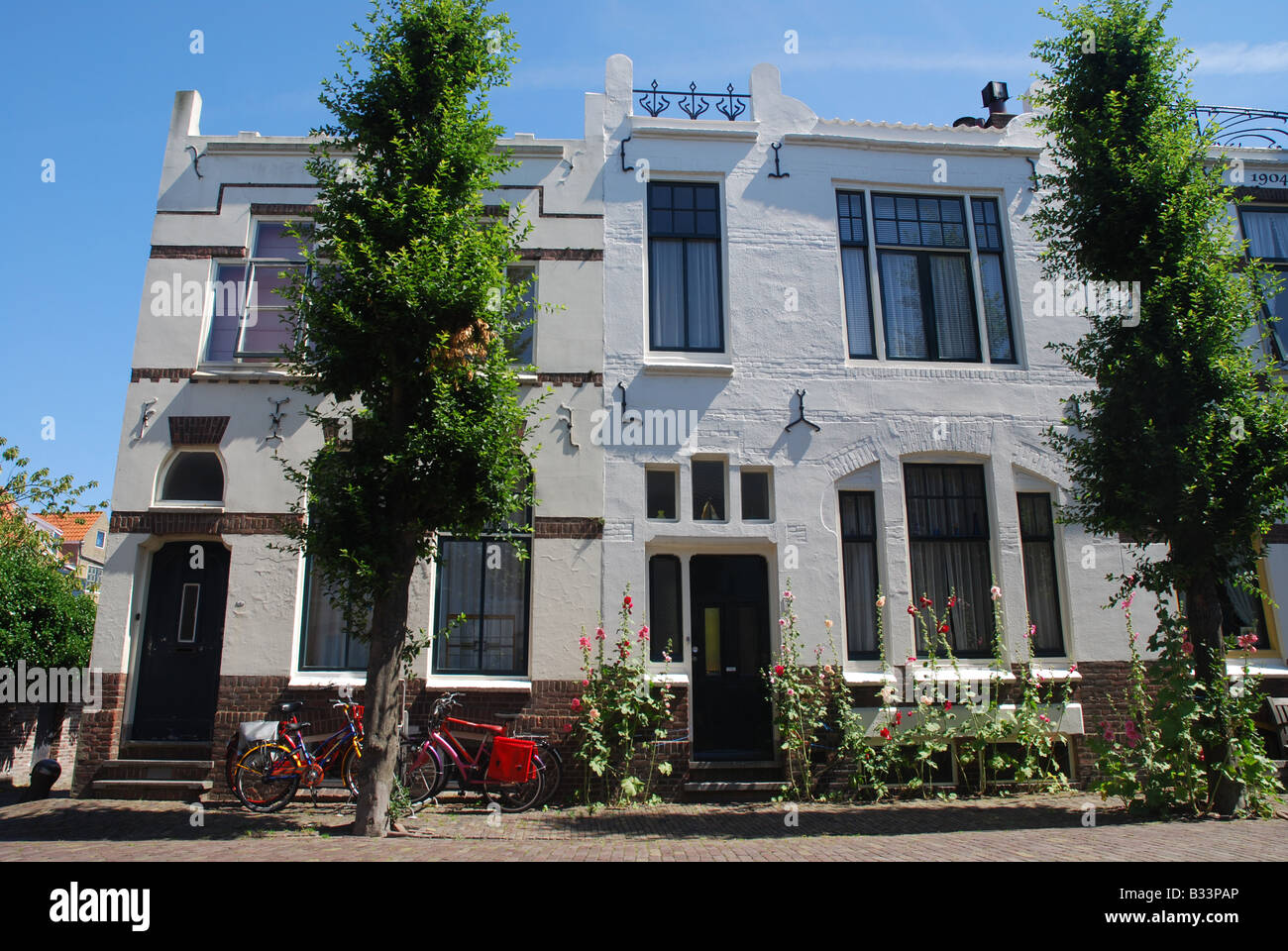 Tipica architettura in Nieuwepoortstraat Middelburg Zeeland Paesi Bassi Foto Stock