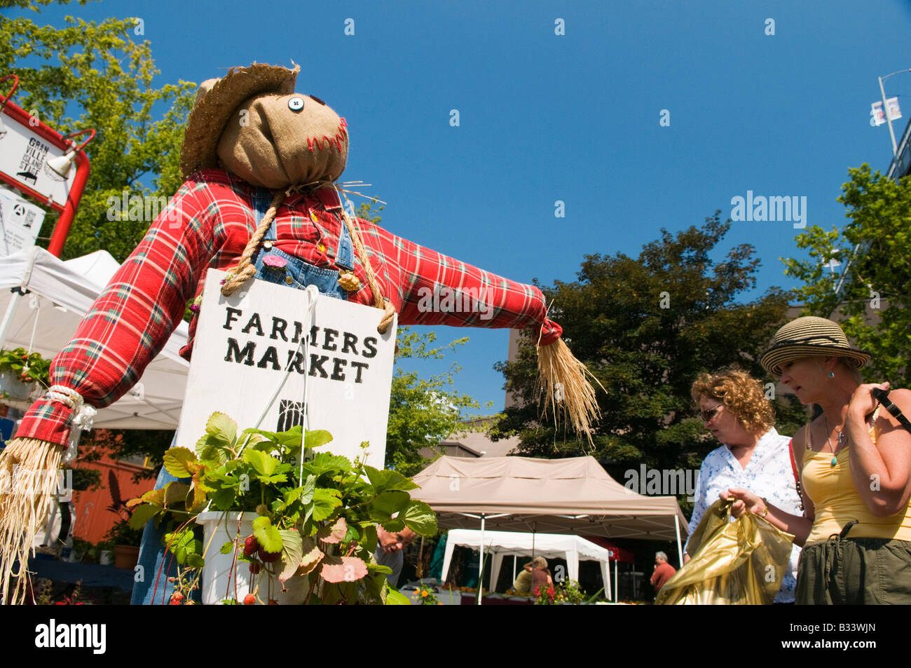 Mercato degli Agricoltori a Granville Island Vancouver Canada Foto Stock