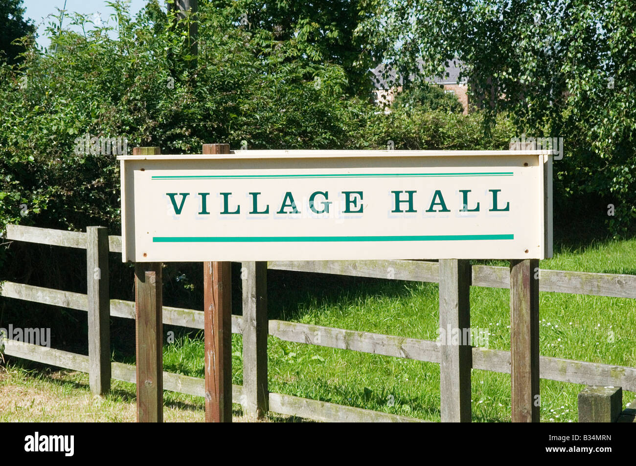 Village hall inglese luogo di incontro la vita del villaggio Foto Stock