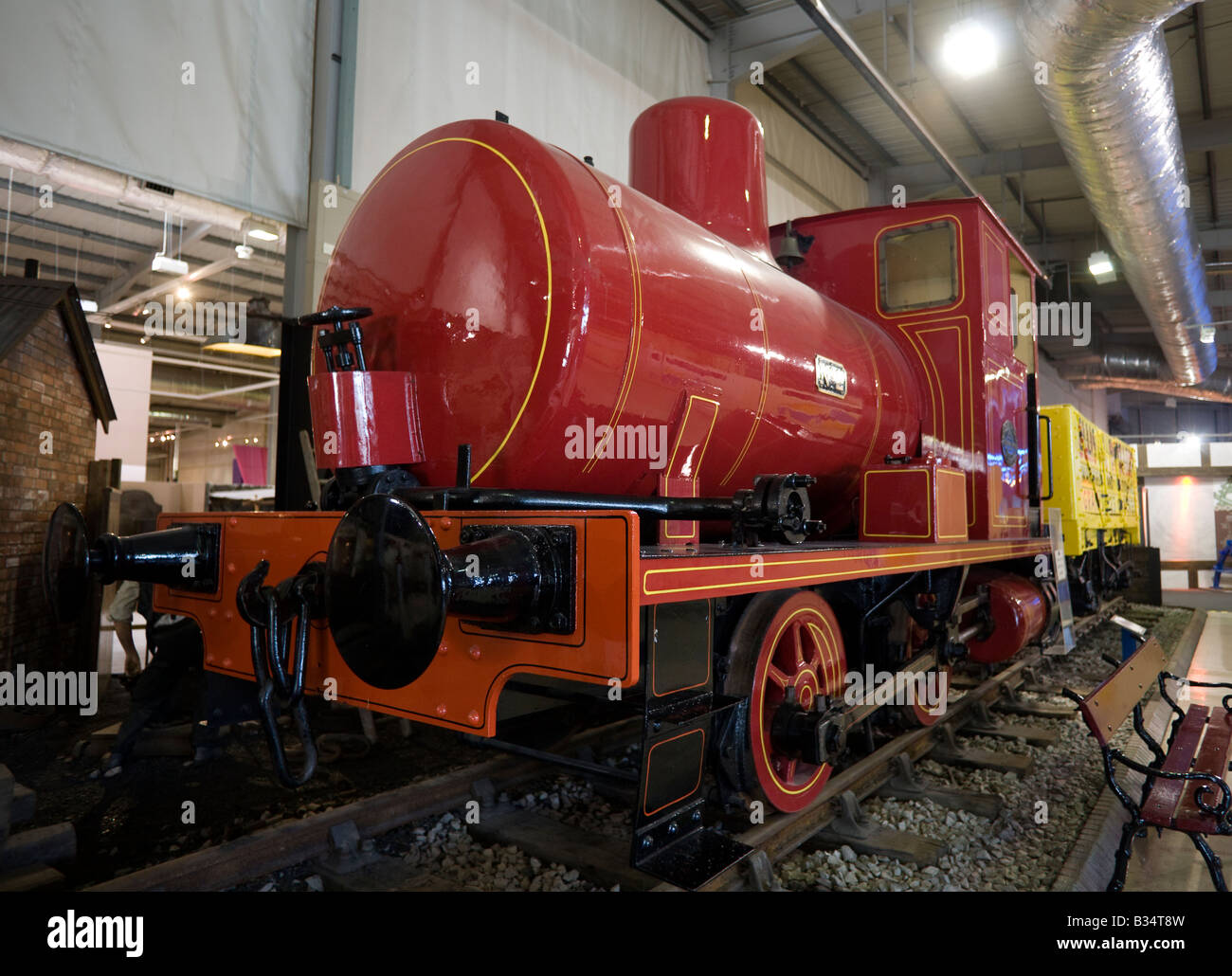 GB UK museo minerario di trasporto del carbone Red Barclay senza fuoco 0-4-0 Locomotiva Loco Foto Stock