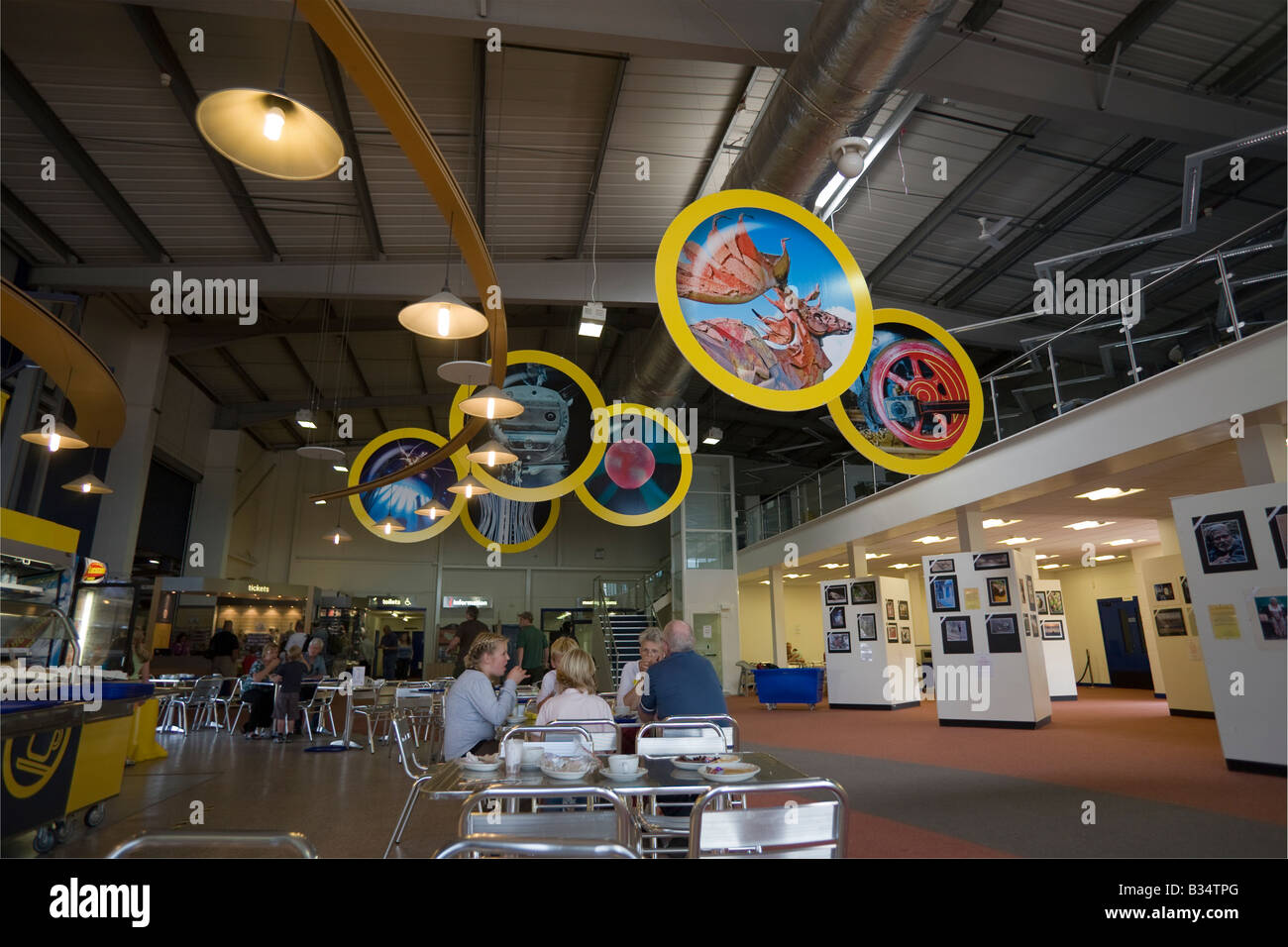 Snibston Discovery Park, Coalville, Leicester. Ex miniera di carbone Leics GB UK museo minerario di trasporto del carbone il giorno fuori attrazione turi Foto Stock