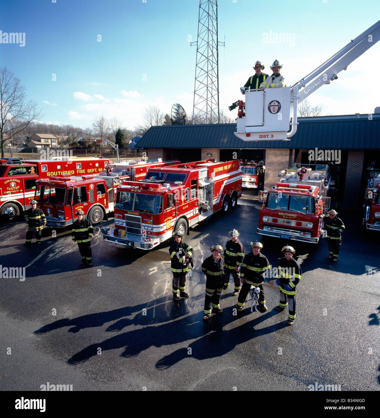 Fireman & camion fuoco; Southard Vigili del Fuoco, District 3, Howell Township, New Jersey, STATI UNITI D'AMERICA Foto Stock