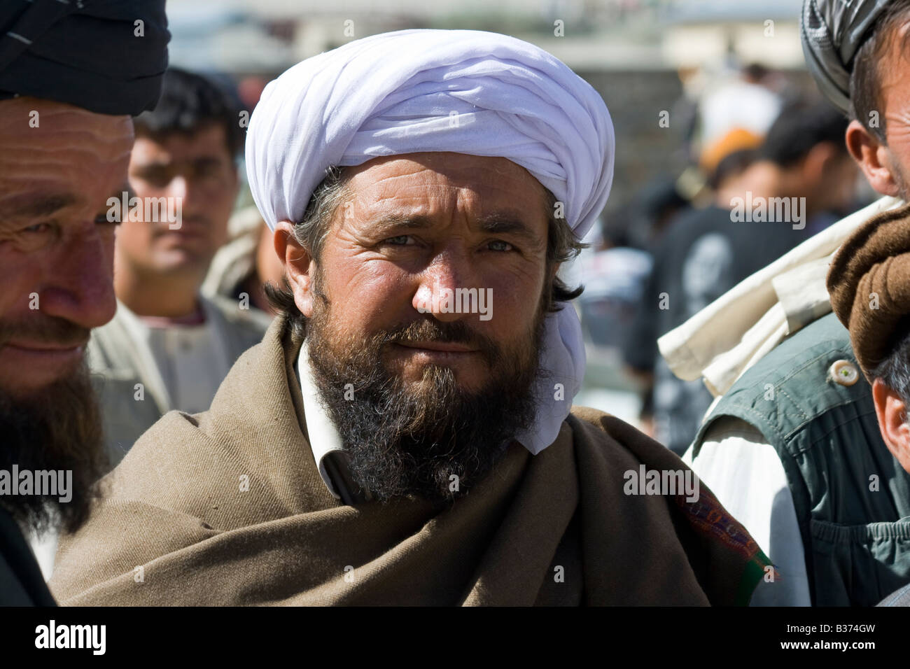 Uomo afghano al Tagikistan Afghanistan Border Crossing mercato vicino Ishkashim Foto Stock