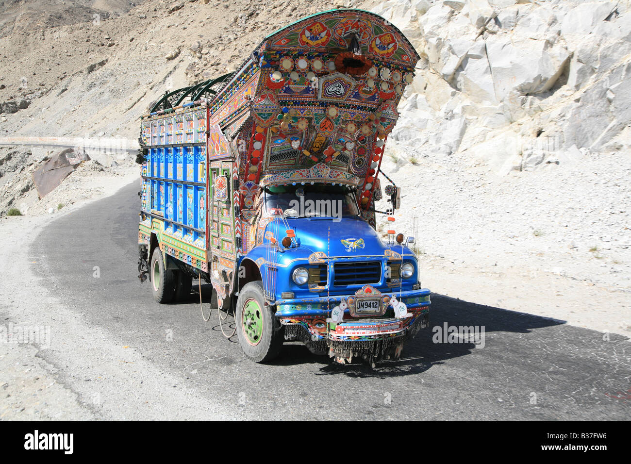 Carrello sulla Karakoram Highway, Pakistan. Foto Stock