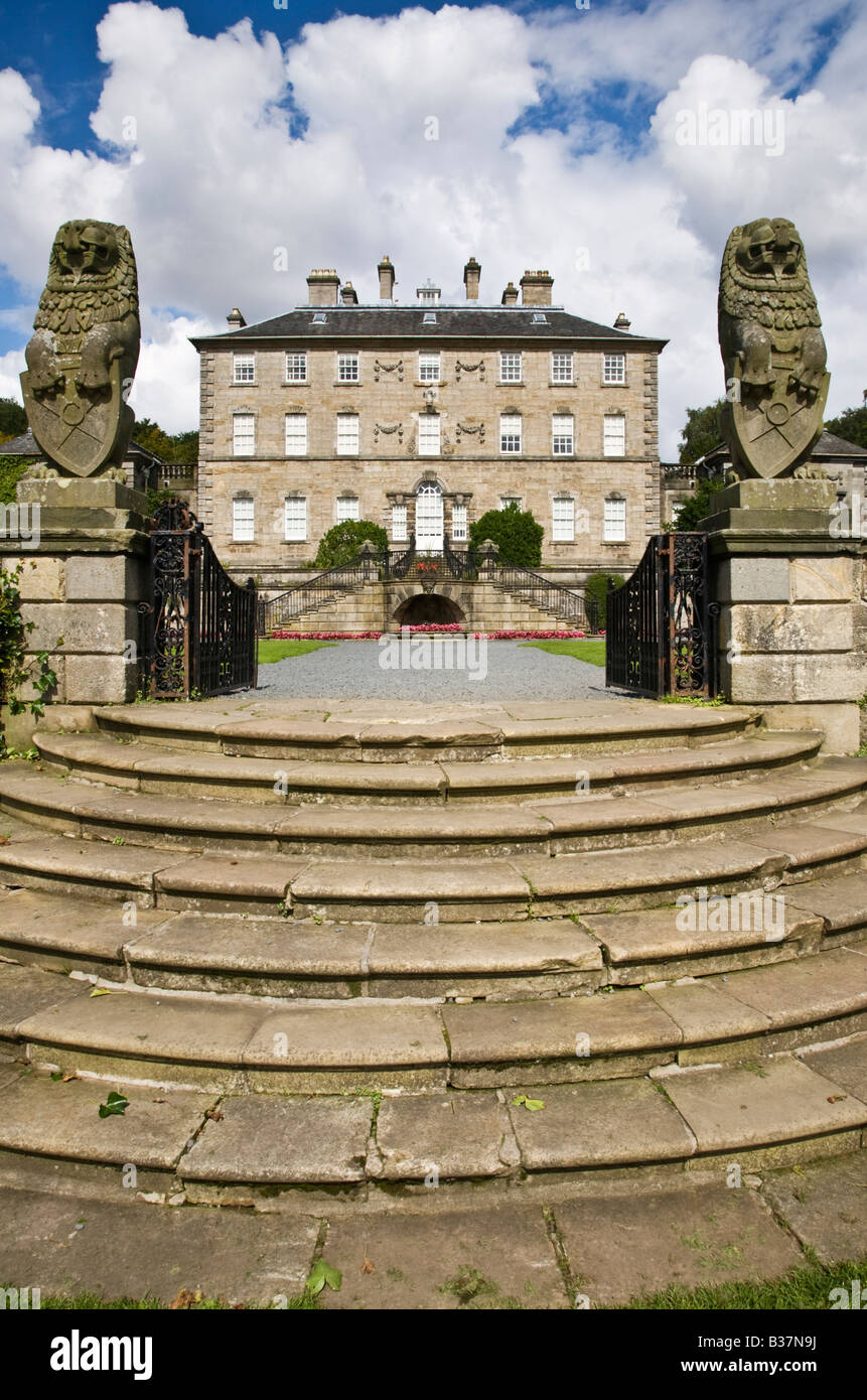 L'ingresso alla casa Pollok, Pollok Park, Glasgow, Scozia. Foto Stock