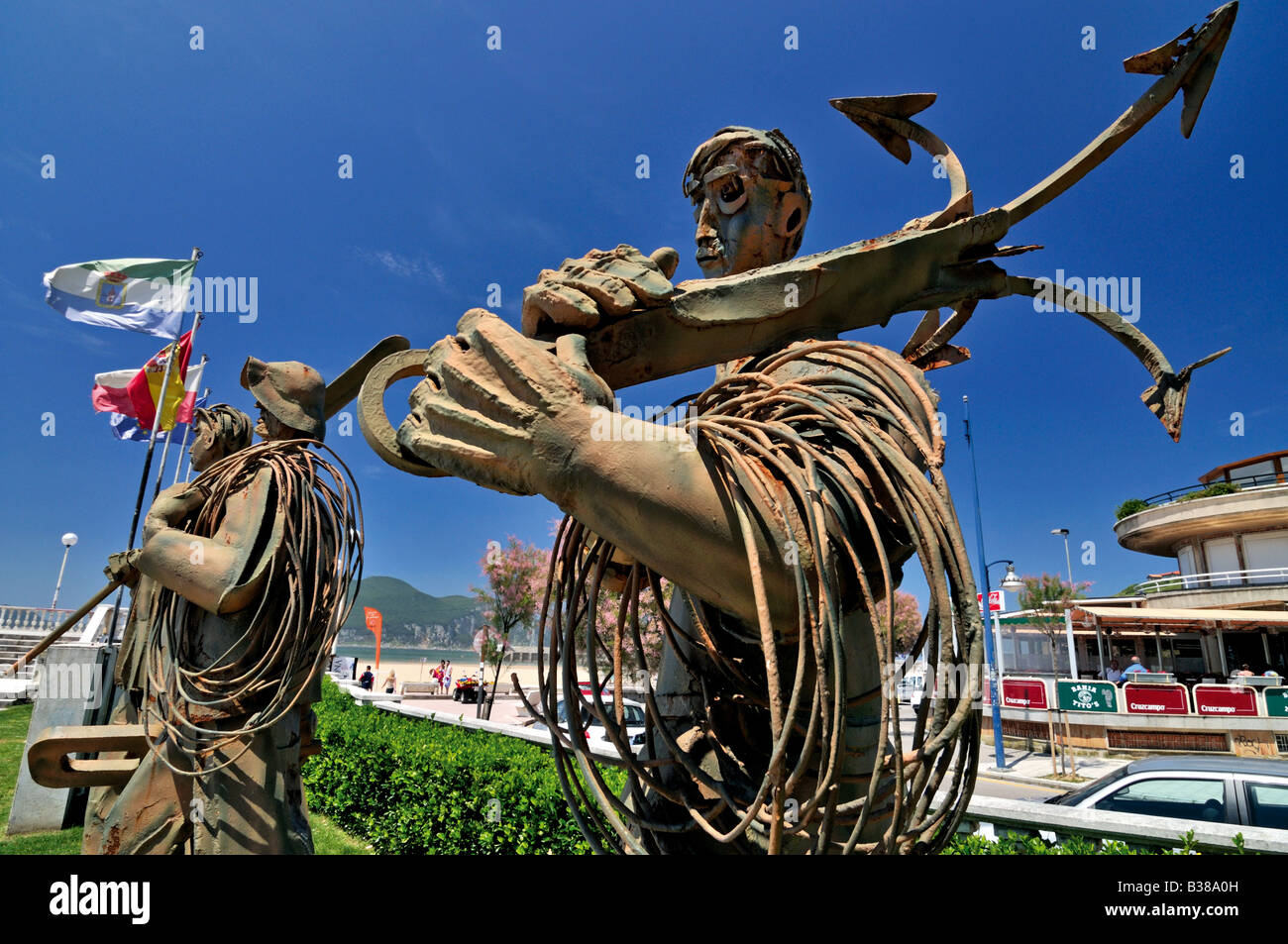 Spagna Cantabria: i pescatori un monumento in Laredo Foto Stock