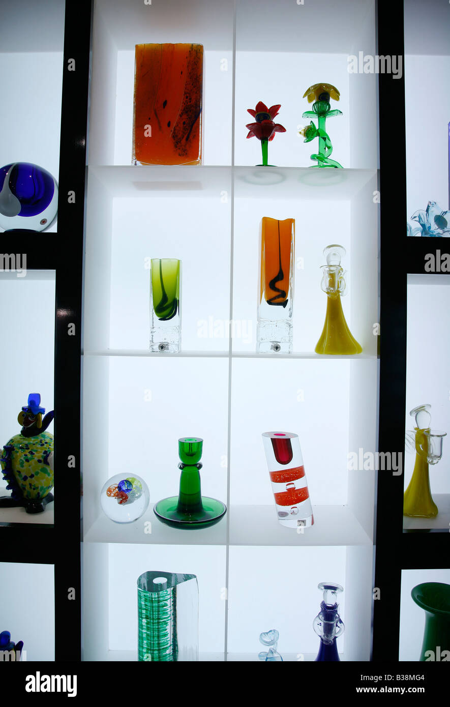 Di cristallo della Boemia fotografia stock. Immagine di cristallo