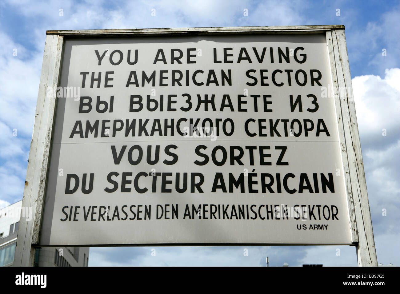 Deutschland, Germania, Berlino, il Checkpoint Charlie Foto Stock
