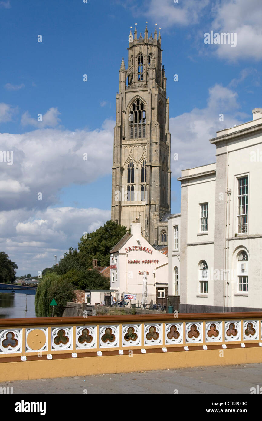 Città ponte Boston chiesa parrocchiale, conosciuto popolarmente come il moncone di Boston, Lincolnshire, Regno Unito Foto Stock