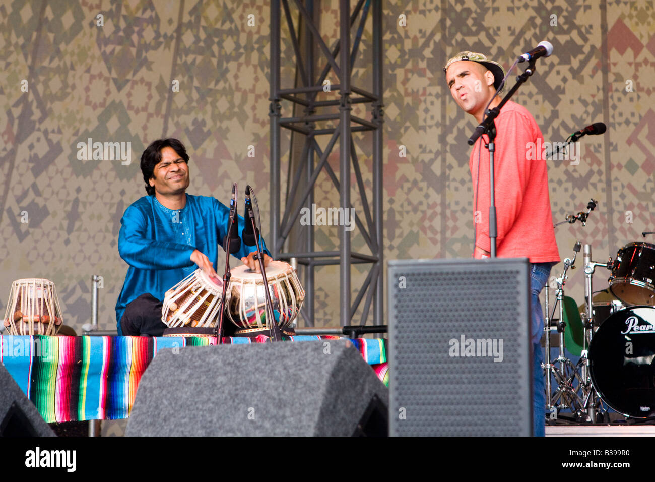 Artisti in fase di sollevamento del 2008 a Shoreditch Festival Foto Stock
