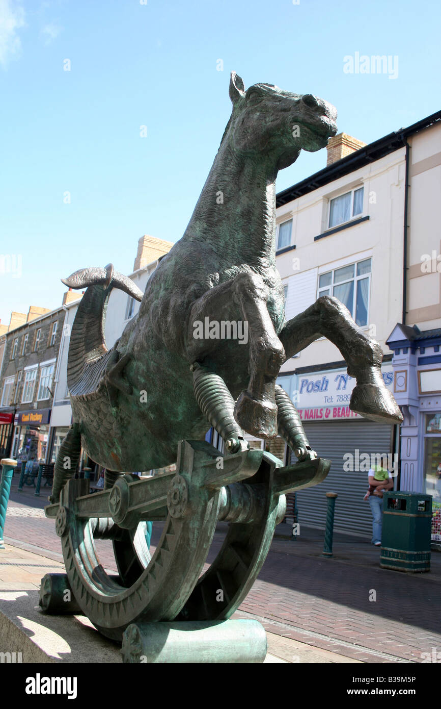 Seahorse statua in Porthcawl Wales UK Foto Stock