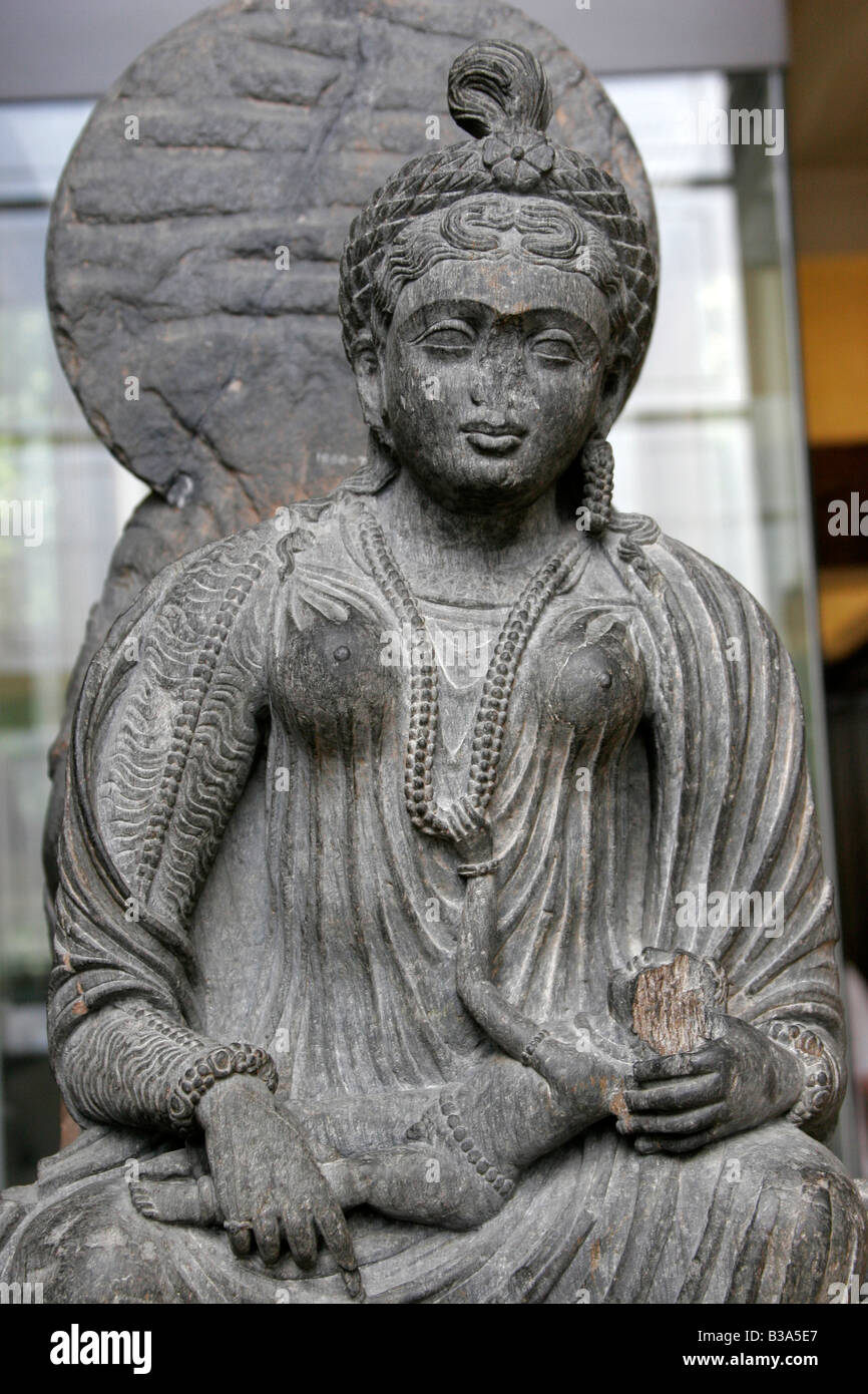 Un pakistano statua del Ogress Hariti presso il British Museum di Londra Foto Stock