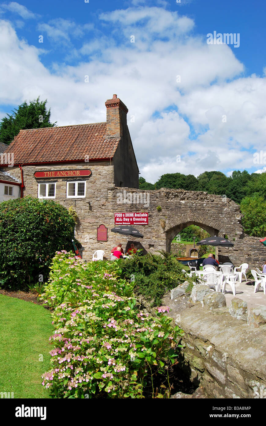 L'Anchor Pub, Tintern, Monmouthshire, Wales, Regno Unito Foto Stock