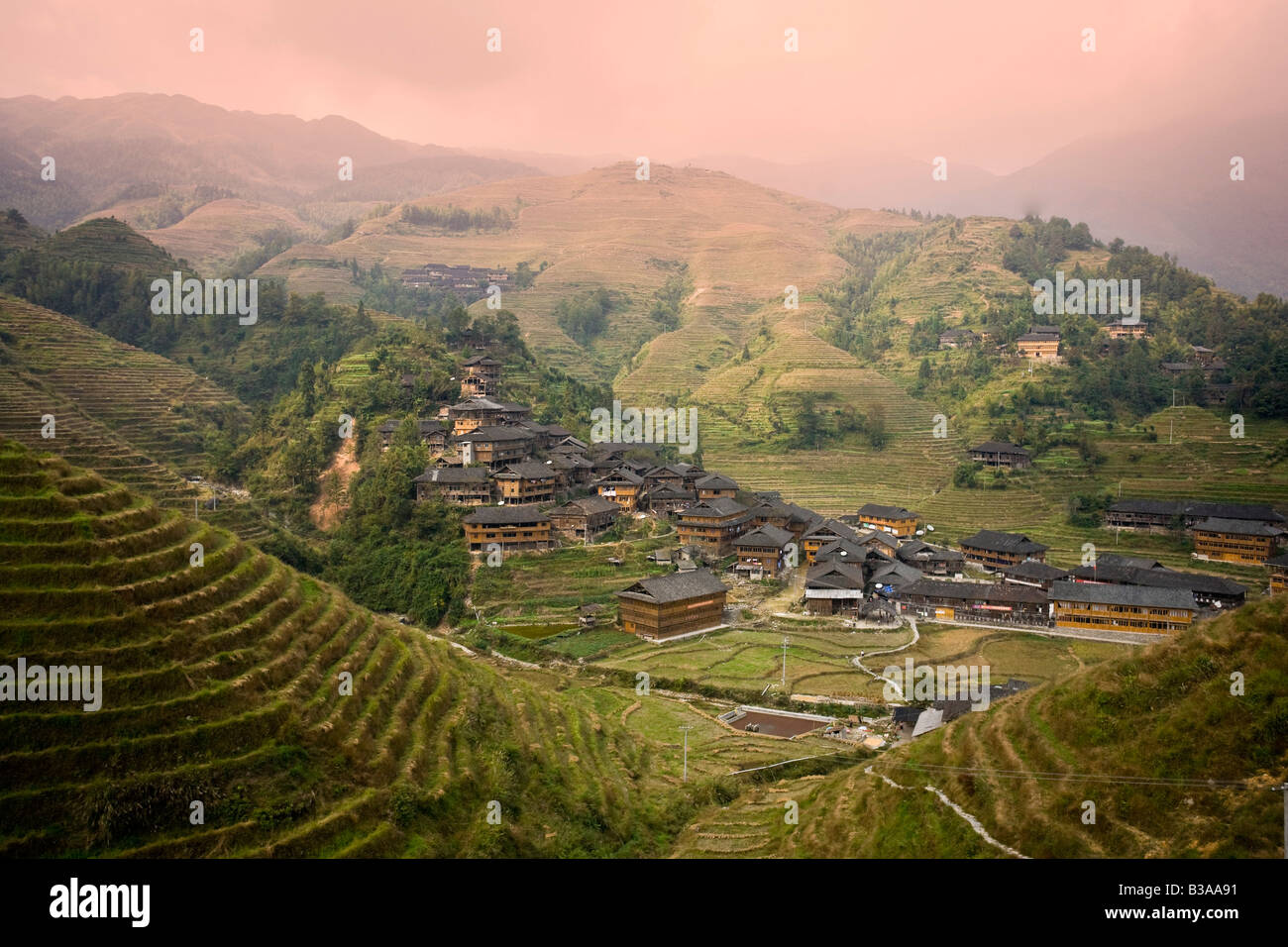 Yao villaggio di Dazhai, Longsheng, provincia di Guangxi, Cina Foto Stock