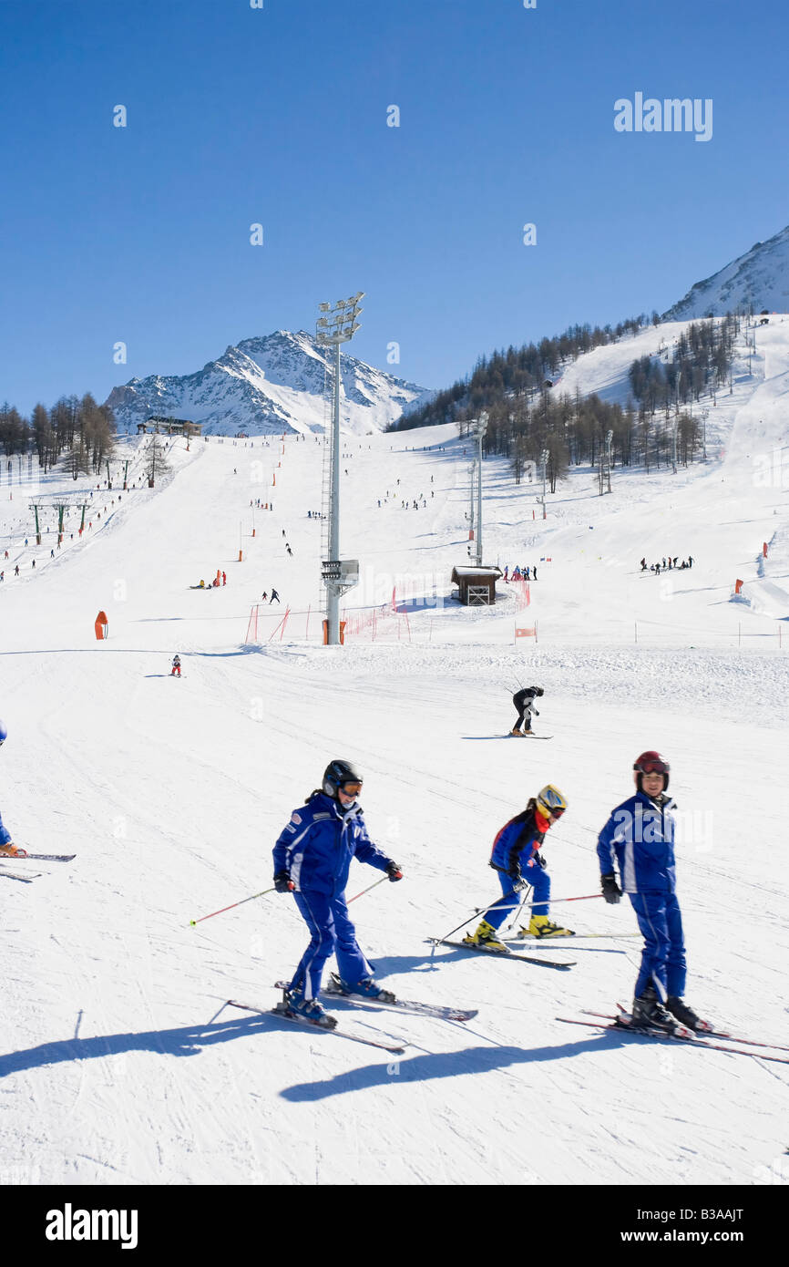 Sestriere Ski Resort (sito di giochi olimpici invernali), Provincia di Torino, Piemonte, Italia Foto Stock