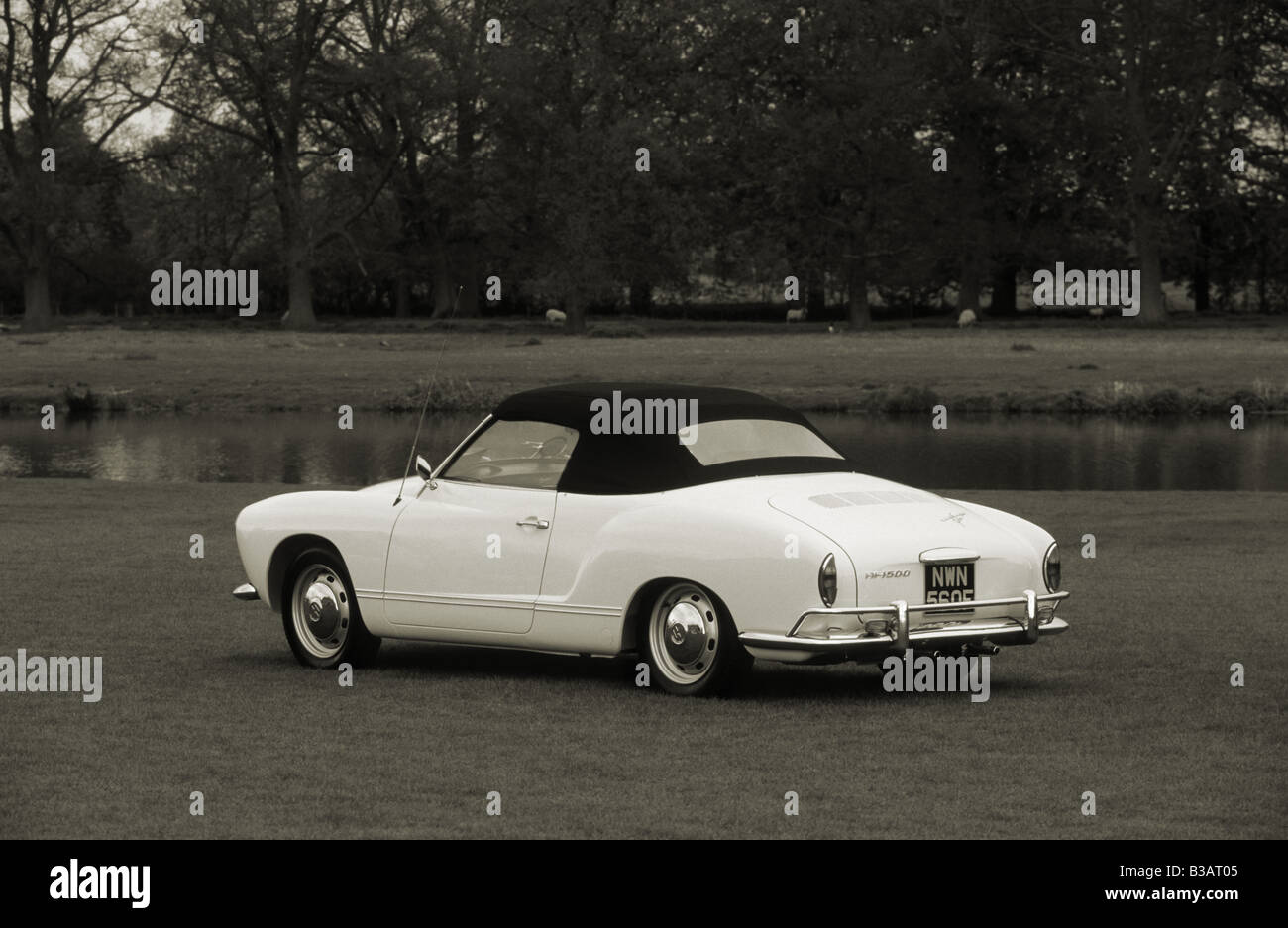 Volkswagen Karmann Ghia Cabriolet 1500 del 1968. Foto Stock