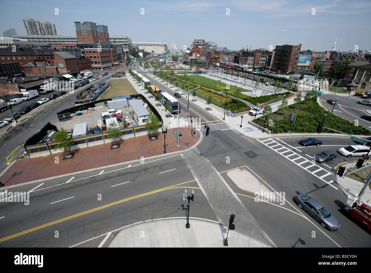 Spazio aperto ha sostituito una volta autostrada elevata attraverso il centro cittadino di Boston Massachusetts Foto Stock