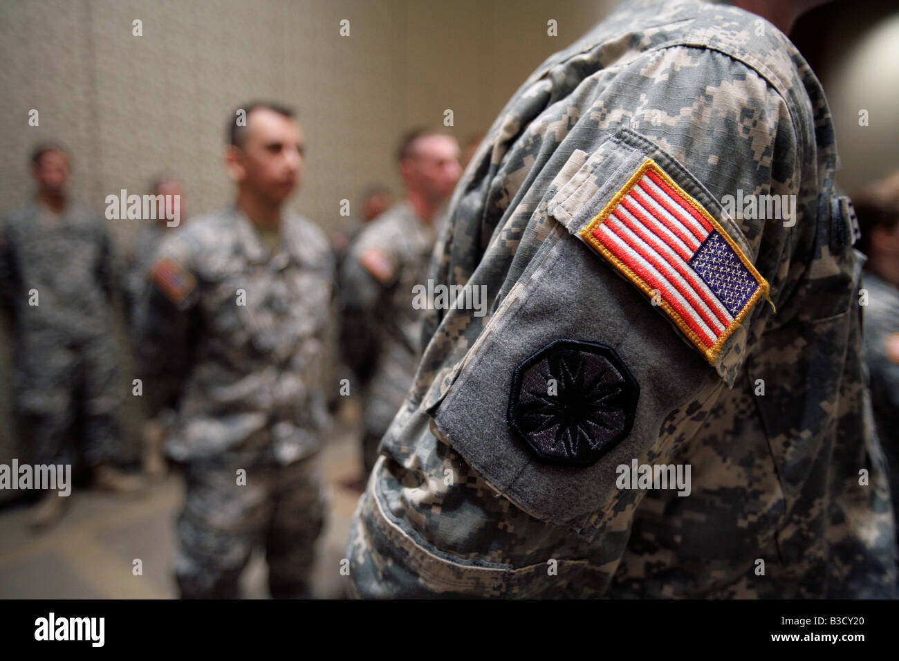 Esercito Nazionale soldati di guardia stand durante una cerimonia di distribuzione in Boston Massachusetts Foto Stock