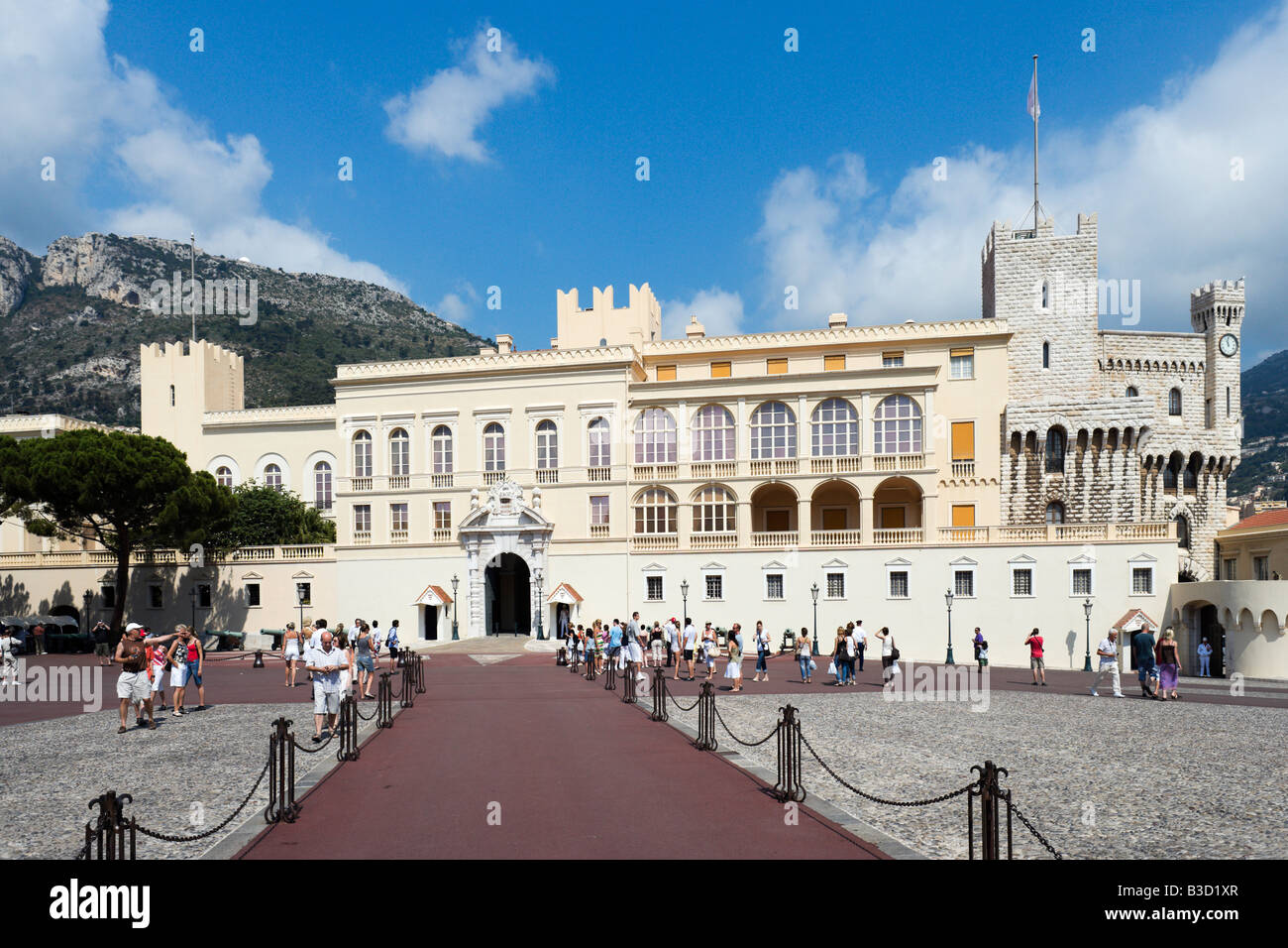 Il Royal Palace, Place du Palais, Monaco Ville, Monaco, Riviera Francese, Cote d'Azur, in Francia Foto Stock