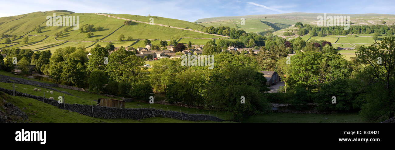 Panorama Kettlewell Yorkshire Dales REGNO UNITO Foto Stock