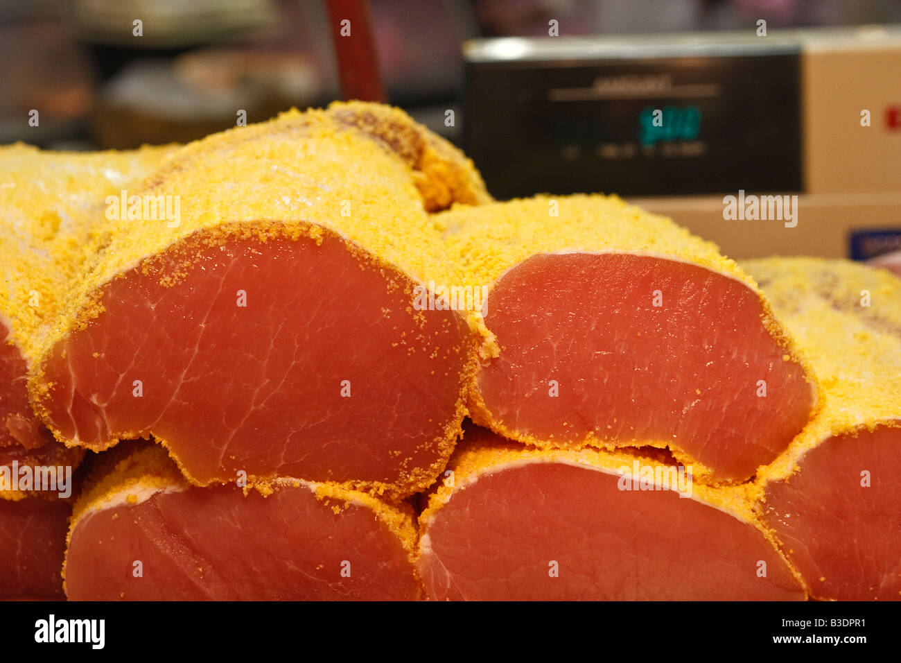 Peameal bacon close-up, la carne di maiale peameal panatura di mais in vendita Foto Stock