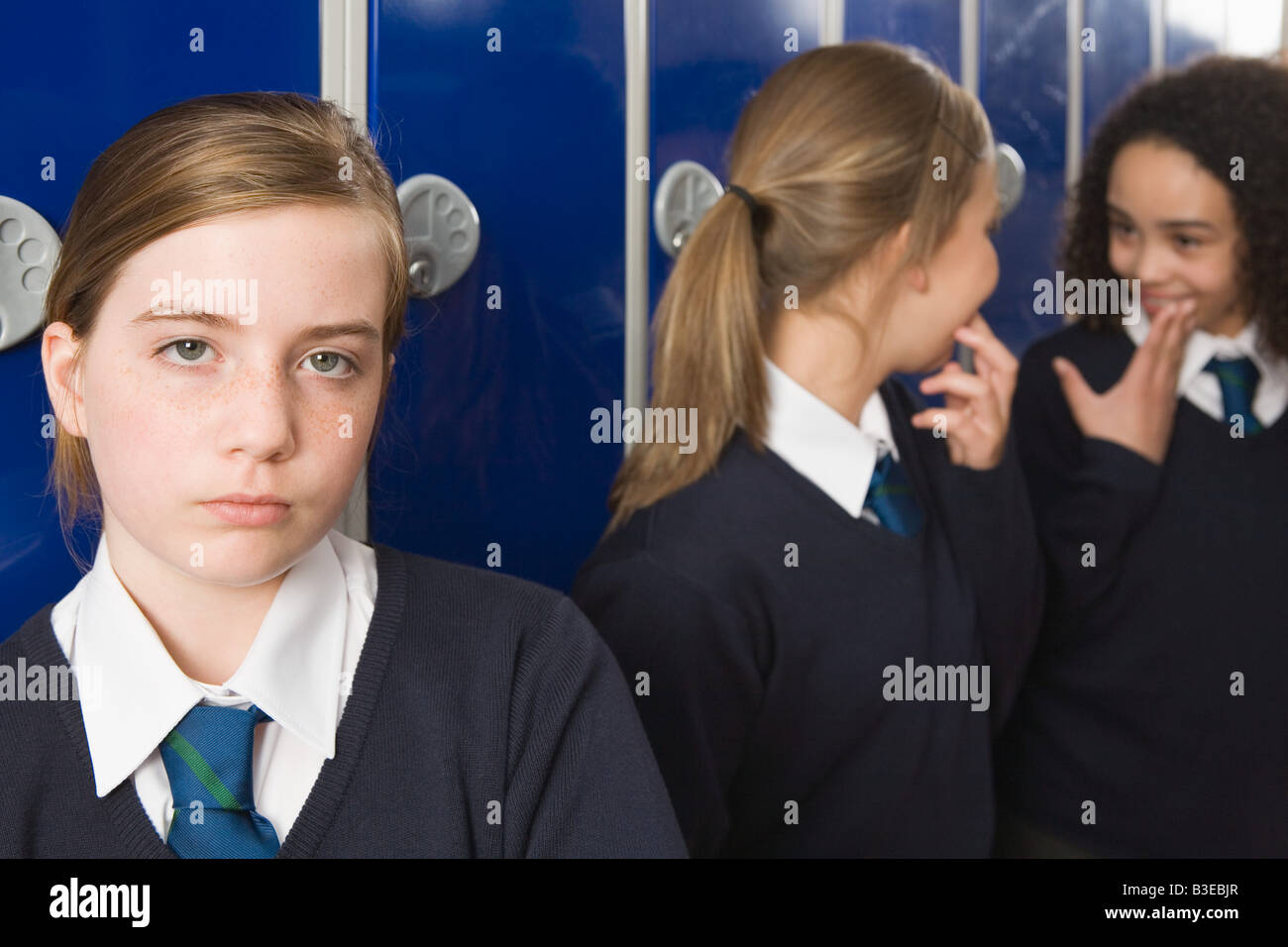 Ragazza esclusi dal gruppo Foto Stock